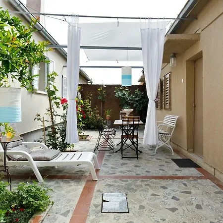 Apartment Dream House