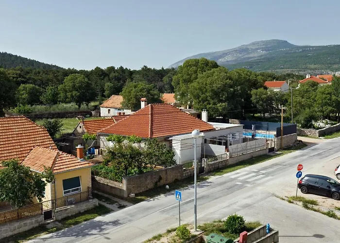 Apartment Dream House Drnis